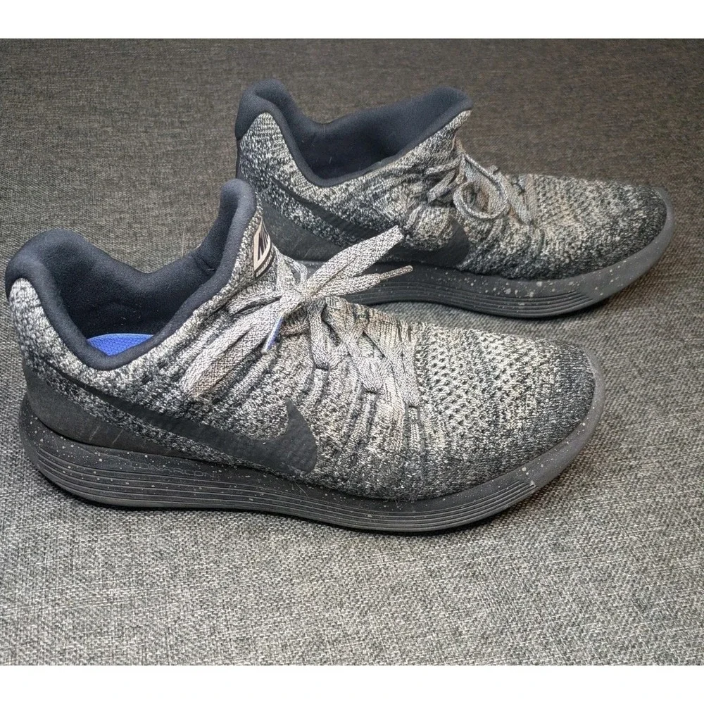 Nike LunarEpic Low Mens Size 11 Flyknit 2 Running Oreo 863779-041 Grey Black